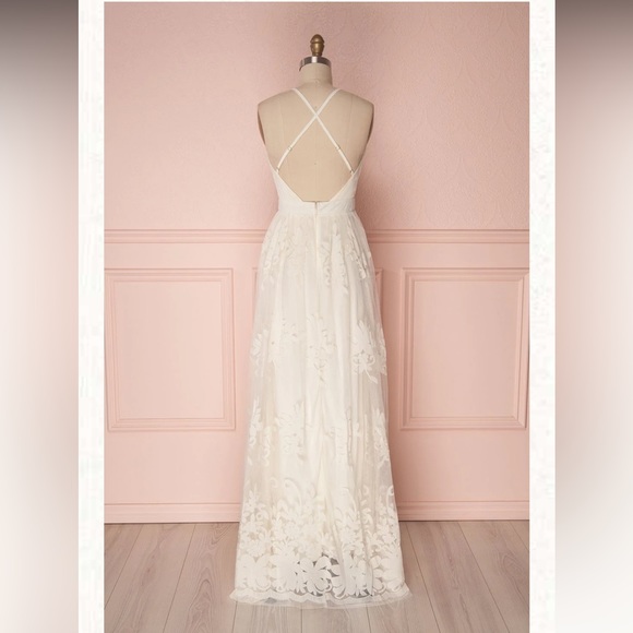 Kailania Snow | Ivory Floral Mesh Deep V-Neck Maxi Dress - Picture 3 of 6